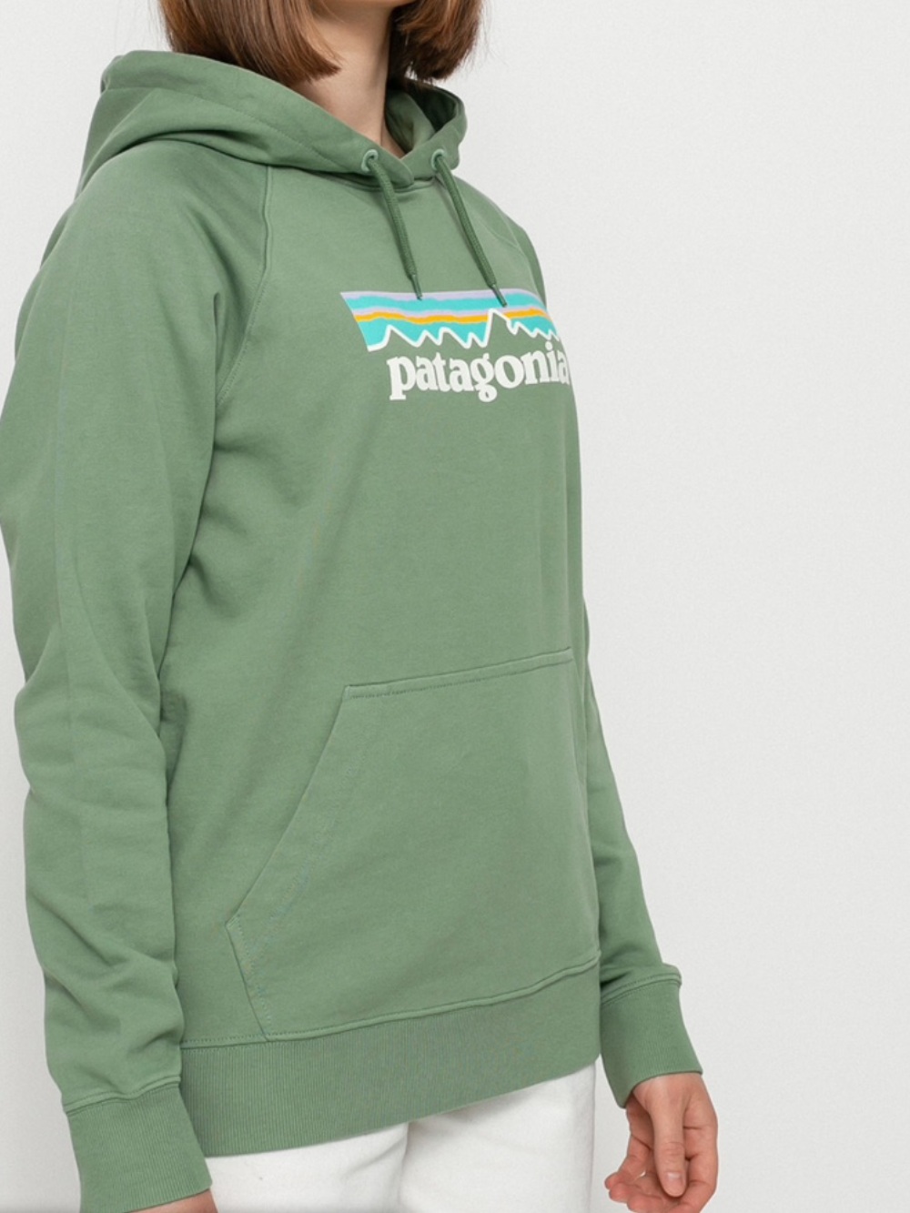PATAGONIA Women’s Small Green Organic Cotton Lightweight Hooded Logo Sweatshirt